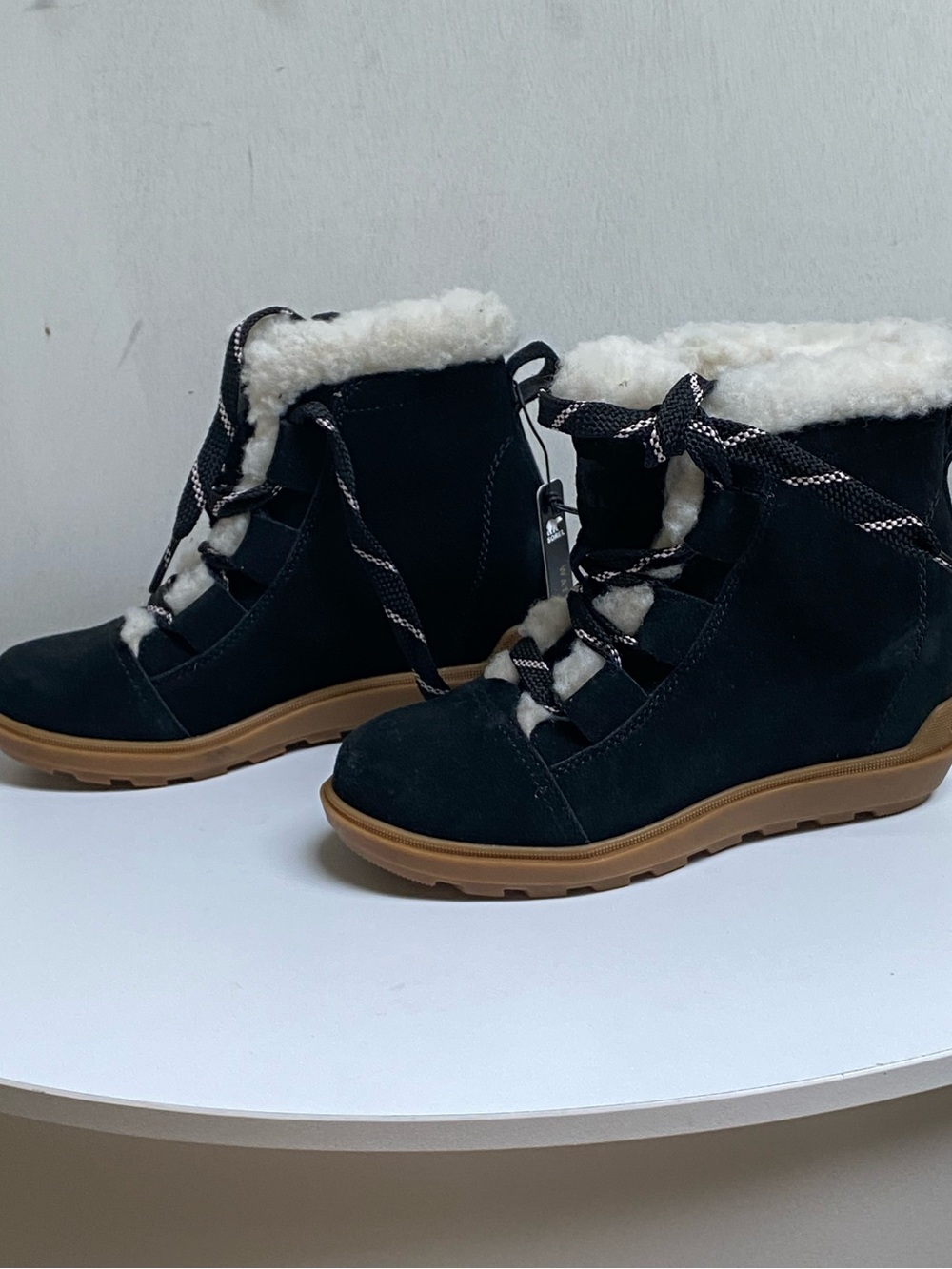 Sorel Black Suede Faux-Fur Lace-Up Winter Ankle Boots